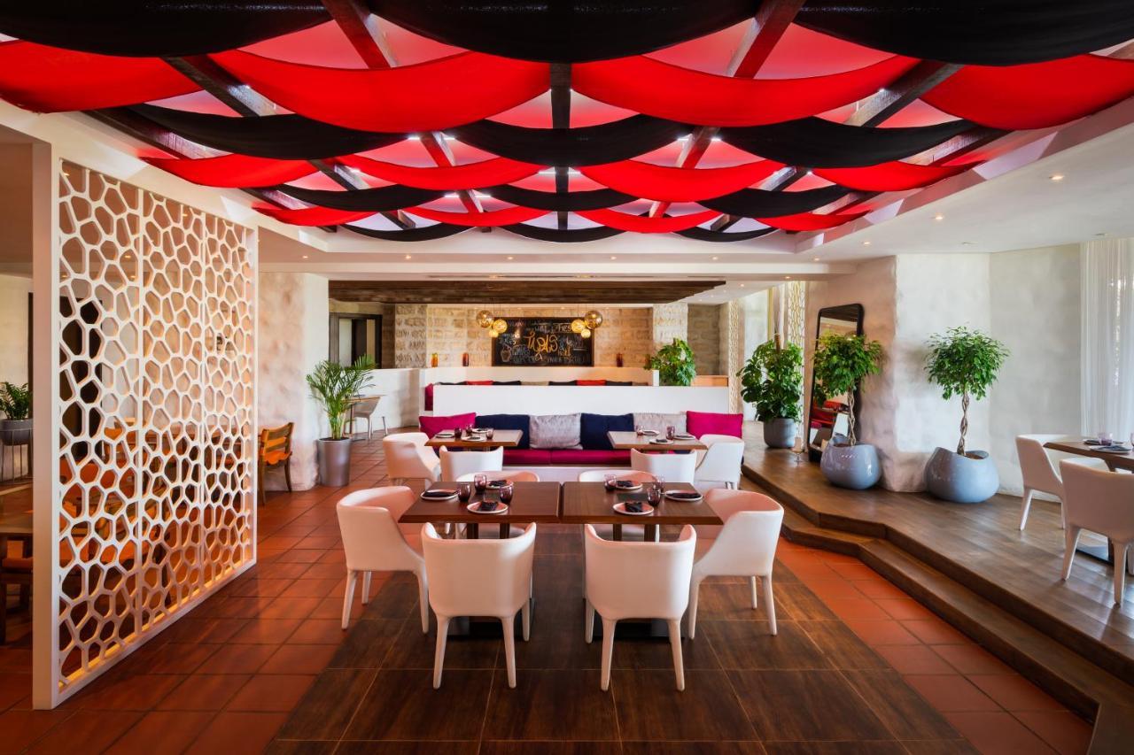 Ja Beach Hotel, Ντουμπάι Εξωτερικό φωτογραφία The restaurant